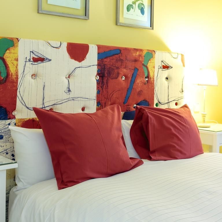 Hostal Adriano Madrid Buitenkant foto