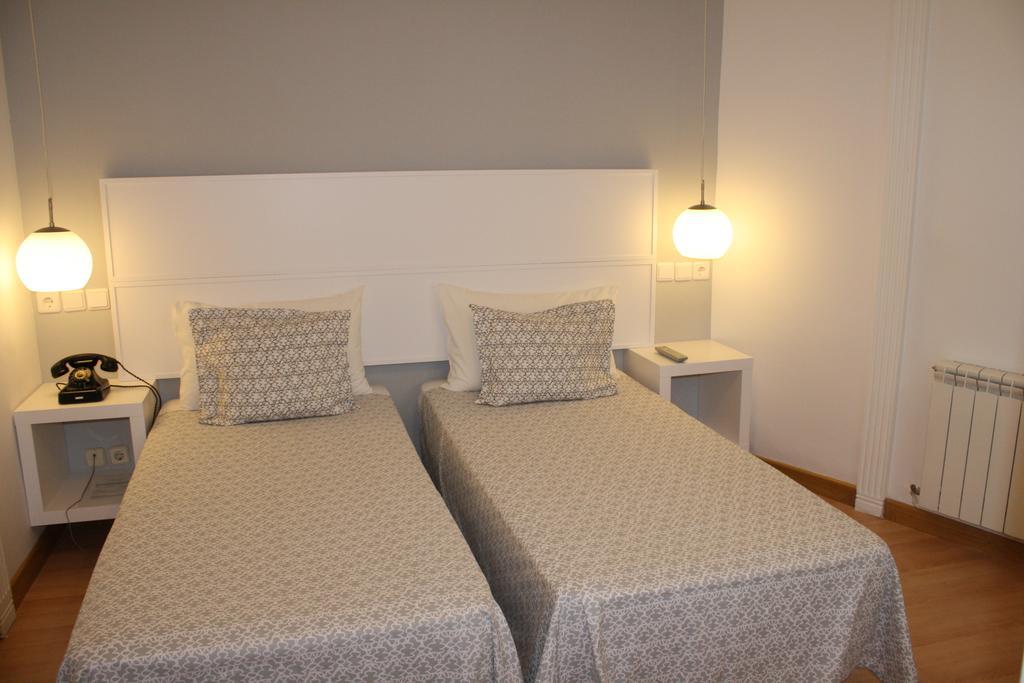 Hostal Adriano Madrid Kamer foto
